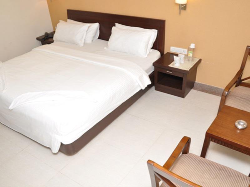 Hotel Shaans Tiruchirappalli Exterior foto