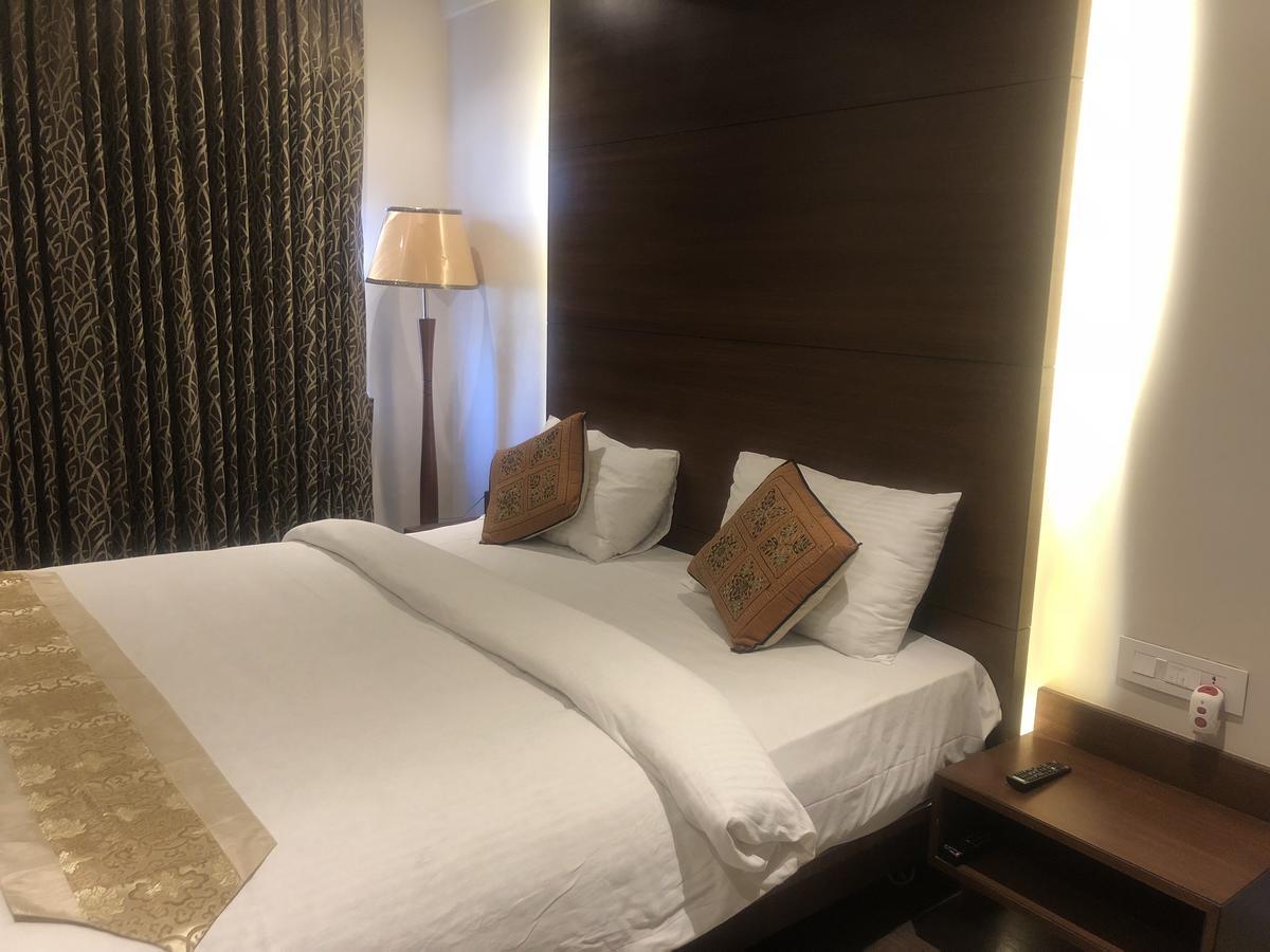 Hotel Shaans Tiruchirappalli Exterior foto